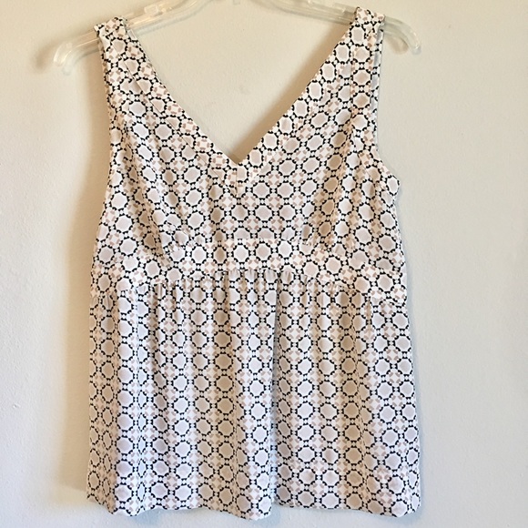 LOFT Tops - Peplum Top Sleeveless Blouse Babydoll Pattern Tank